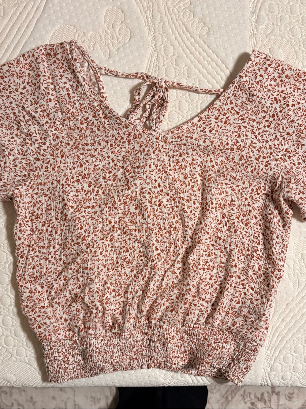 Women's Cream Floral Smocked Waist Top - Rust Print